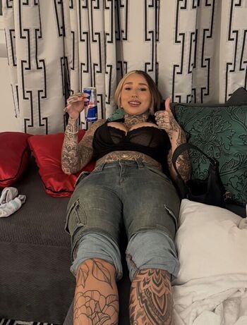 Full leaked Split tongue bri private onlyfans photo