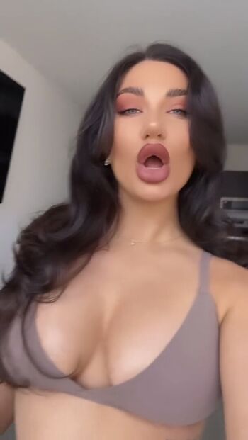 Full leaked Suppasamm private onlyfans photo