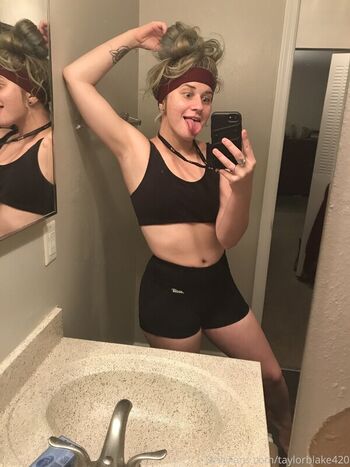 Full leaked Taylor blake page private onlyfans photo