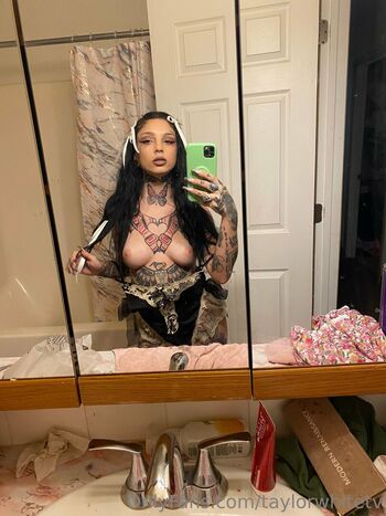 Full leaked Taylor white page private onlyfans photo