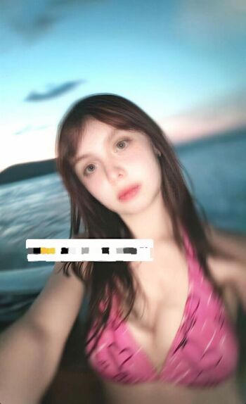Full leaked Valelizuwu private onlyfans photo