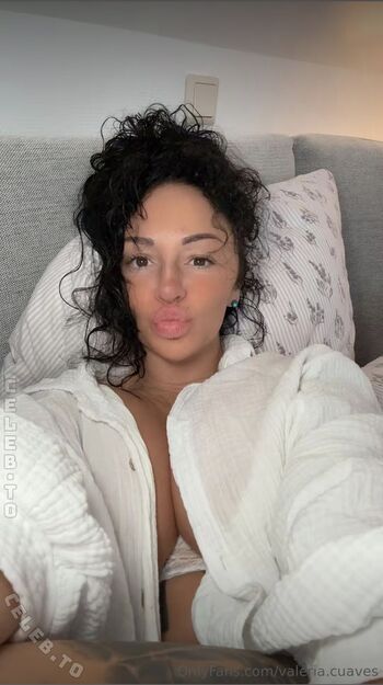 Full leaked Valeria cuaves private onlyfans photo