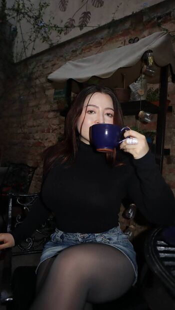 Full leaked Valerie private onlyfans photo