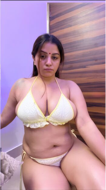 Full leaked Vandana pathak private onlyfans photo