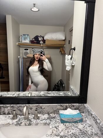 Full leaked Venessasbutt tv private onlyfans photo