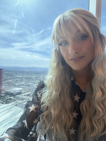 Full leaked Wheezyblonde private onlyfans photo