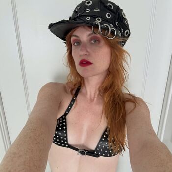 Full leaked Whereismuna private onlyfans photo