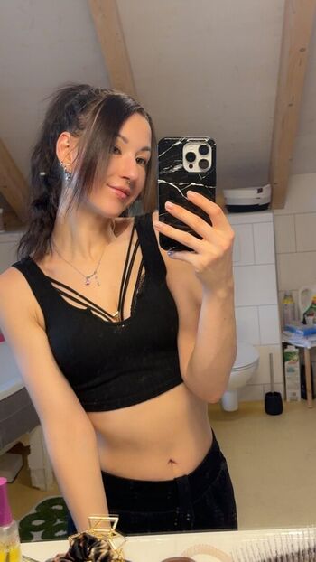 Full leaked White paws page private onlyfans photo