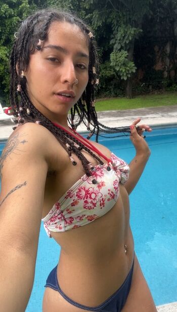 Full leaked Wormslo private onlyfans photo