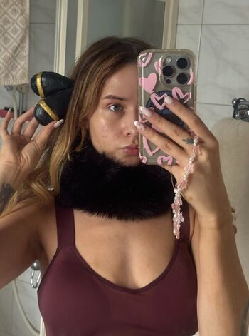 Full leaked Yaboielina private onlyfans photo
