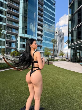 Full leaked Yexiray private onlyfans photo