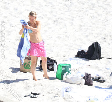Full leaked Zara larsson private onlyfans photo