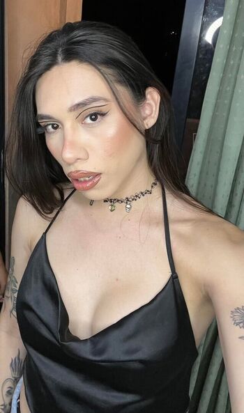 Full leaked Zaramyles private onlyfans photo