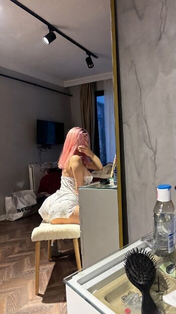 Full leaked Zeynepiksy private onlyfans photo
